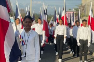 desfile 27 de febrero distrito 13-05